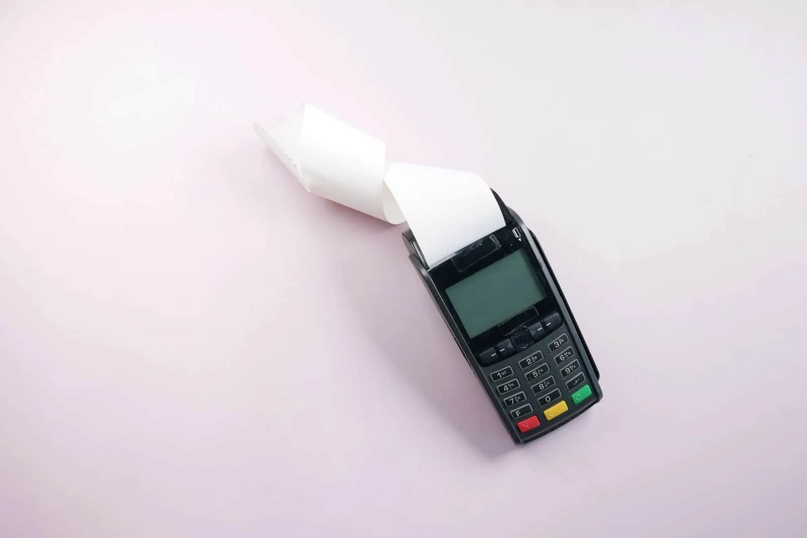 Les systèmes de réservation, de paiement et d'exploitation dont l'hôtellerie et le commerce auront besoin