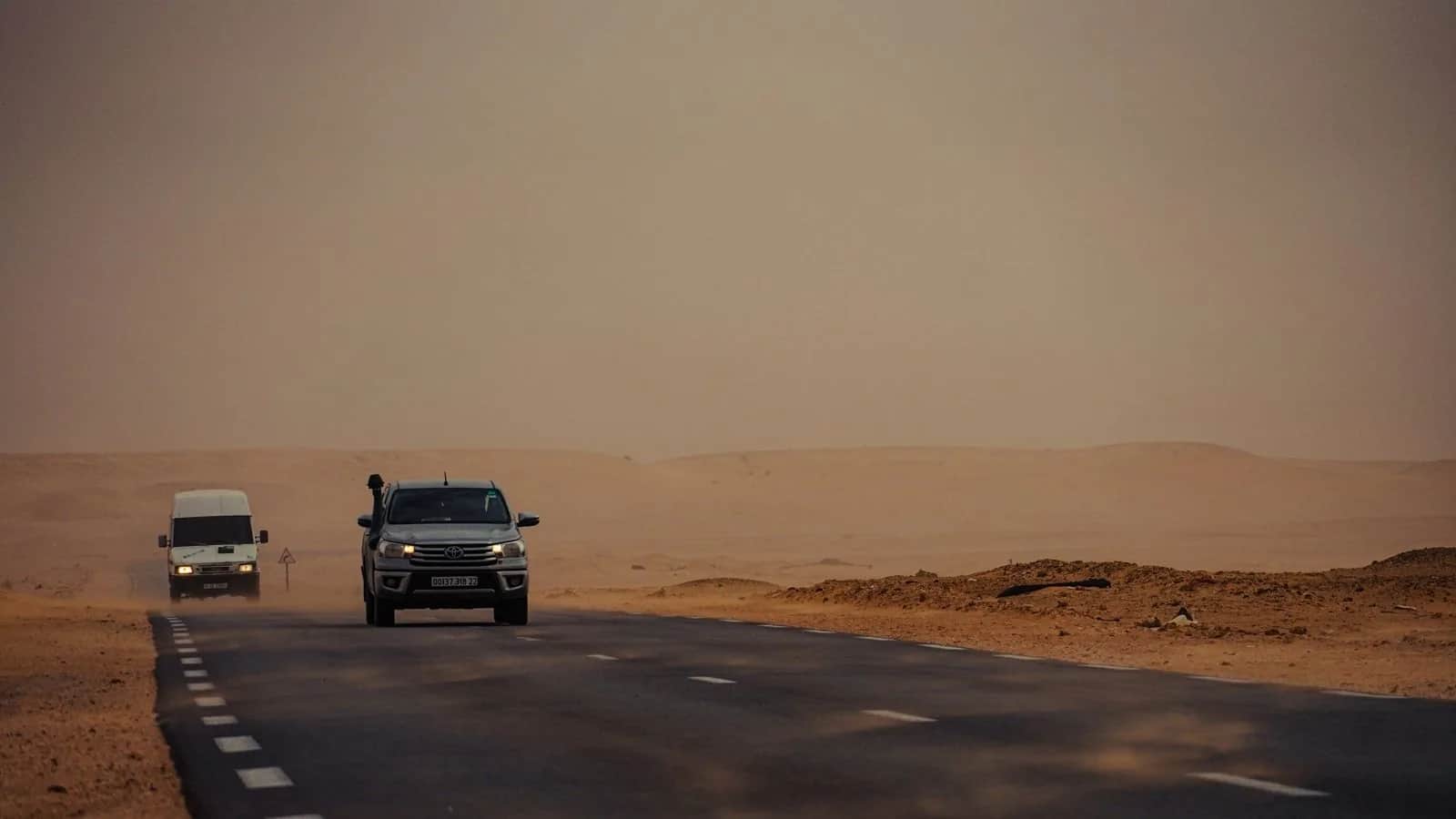Vos invités du Golfe arrivent en voiture ? Absher Travel for Visitors devient obligatoire dans 6 mois