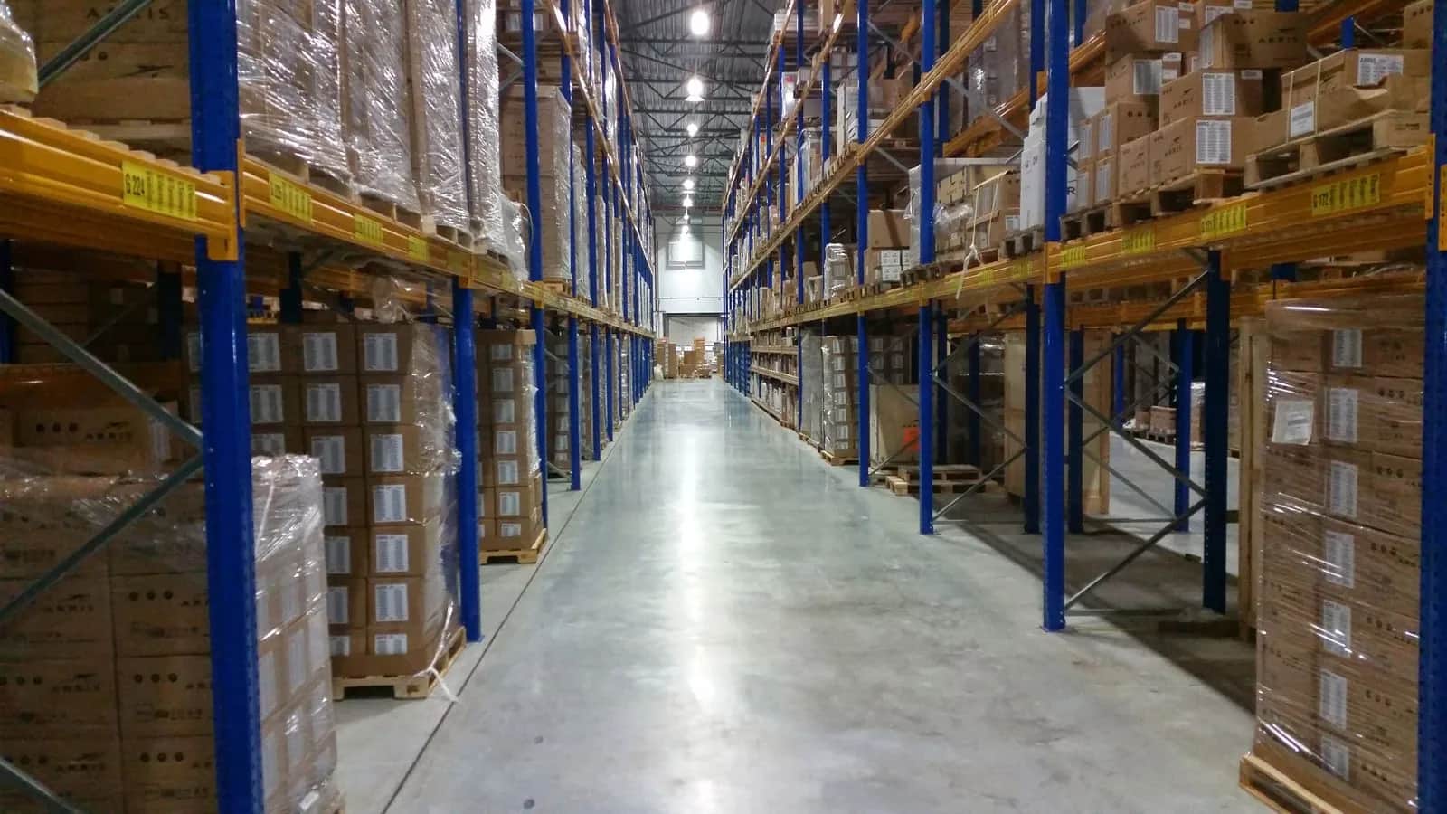When to Reorder and How Much: Reorder Point and Safety Stock