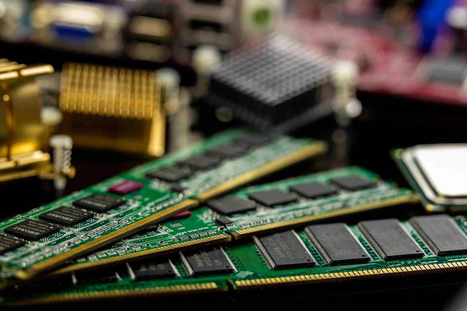 Laptop Prices Will Not Fall Back Soon: Replace Your Company's PCs by Priority, Not All at Once