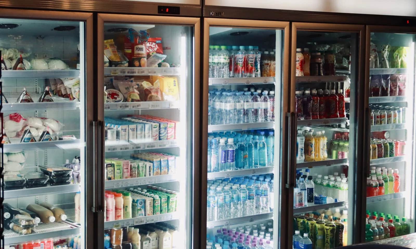Fransa'da süpermarket buzdolaplarına siber saldırı: reyonlarda 50 °C ve soğuk stokunuzu korumak için 5 adım