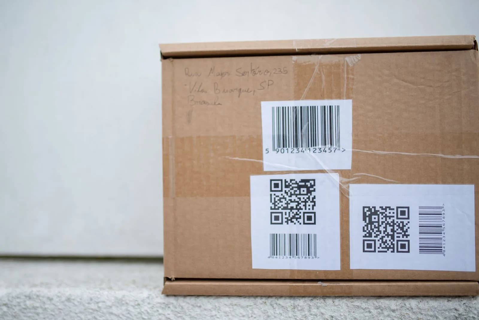 Batch Traceability: Knowing Where Every Lot Went When Something Goes Wrong