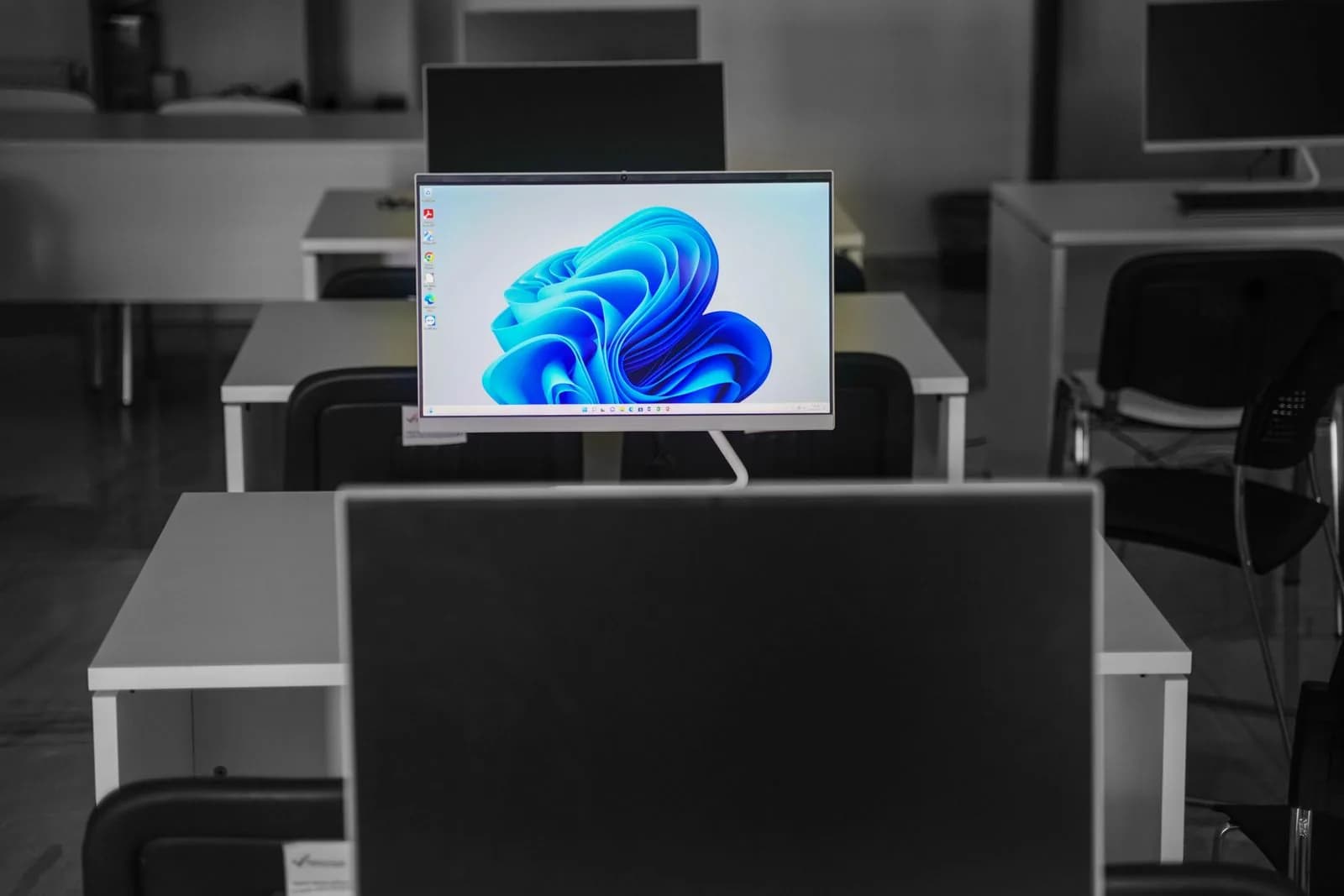 Windows Update taglia fuori i PC non aggiornati a giugno 2027, alcuni computer aziendali già a maggio