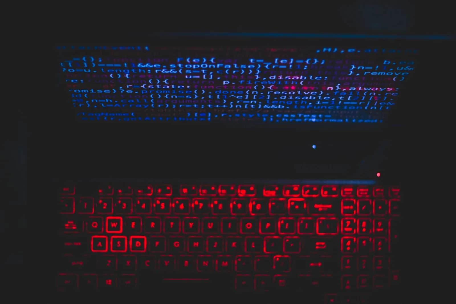 Das Spiel von heute auf dem Firmen-Laptop: Eine einzige kostenlose Streaming-Seite kann Angreifern die Passwörter Ihres Unternehmens liefern